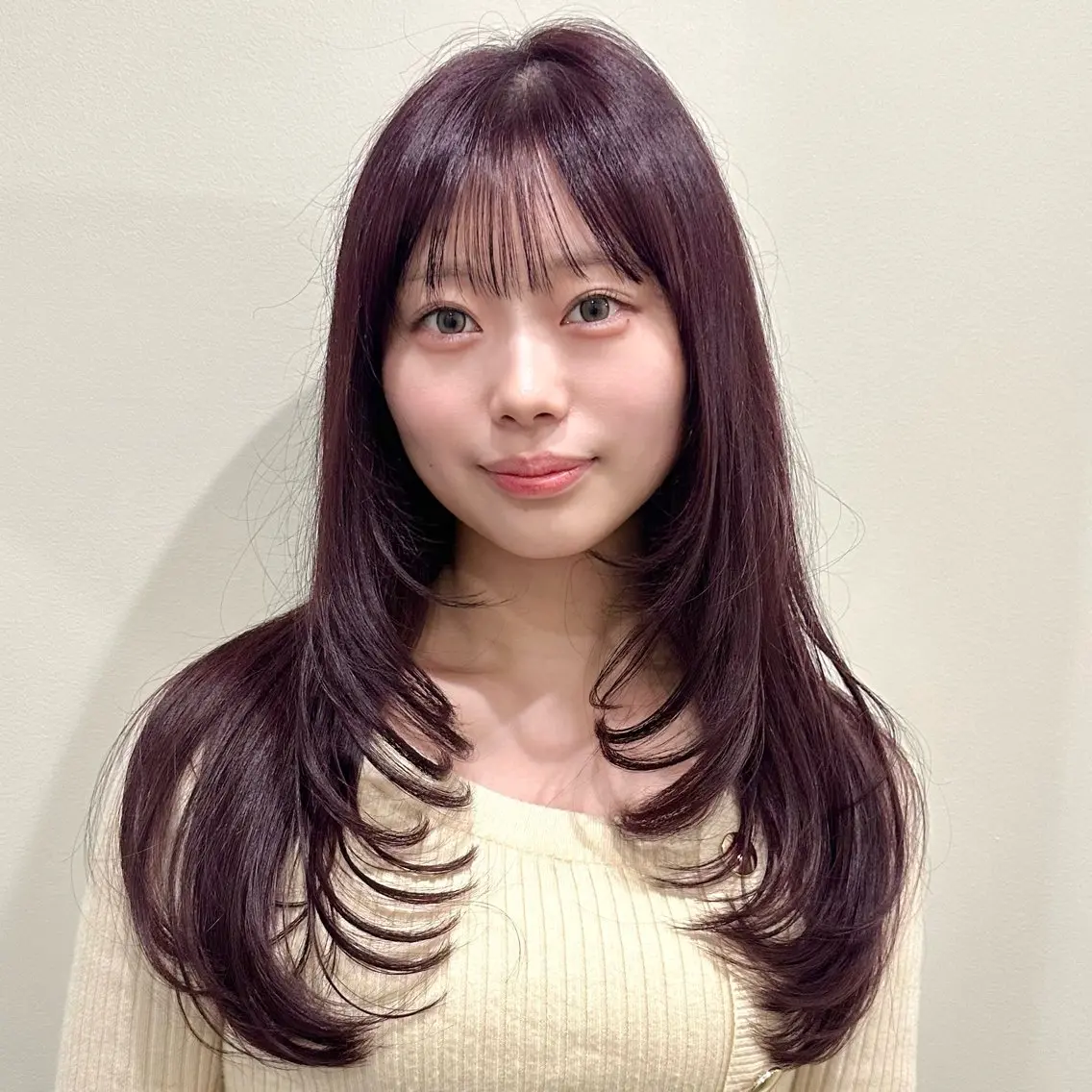セミロング カット ヘアカラー トリートメント 🌹ハッシュカット、 レイヤー韓国ヘア🌹のヘアスタイル