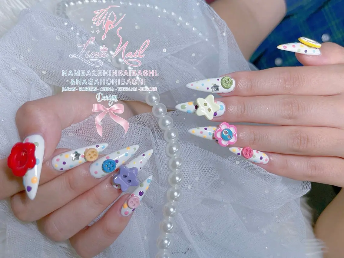ネイル チークネイル 桜ネイル フラッシュネイル フットネイル ジェルネイル ハンドネイル リナネイル アメ村心斎橋店のネイルデザイン