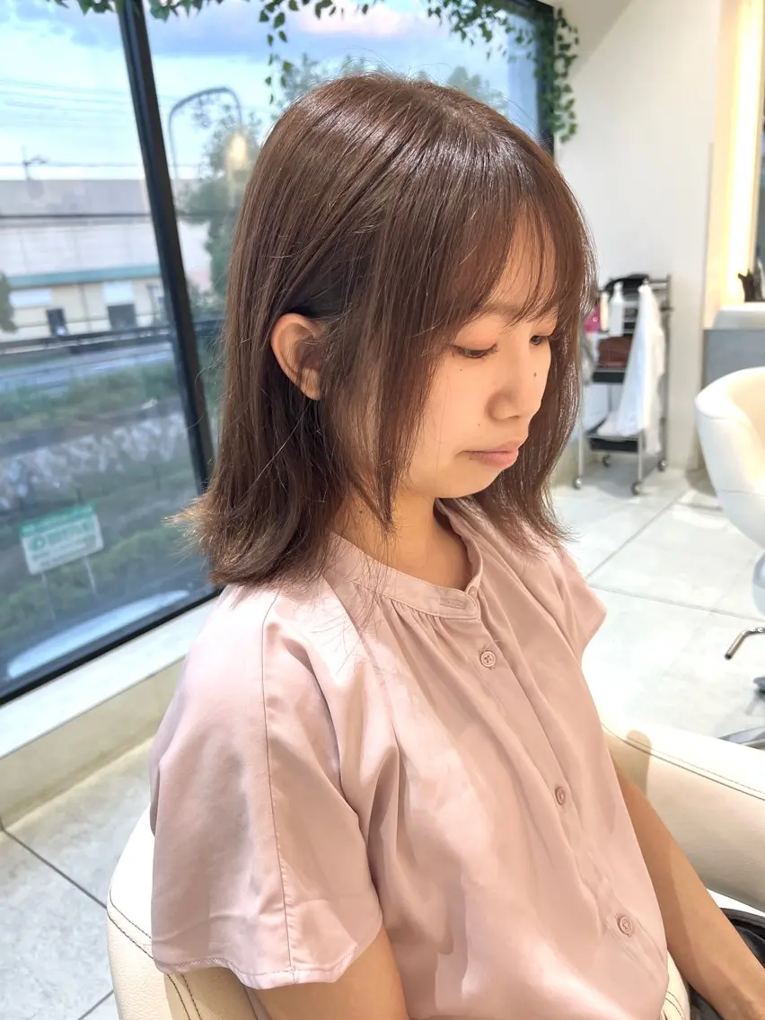 ミディアム カラー カット ヘアカラー トリートメント ブリーチなしで透明感 カラー松内真太のヘアスタイル