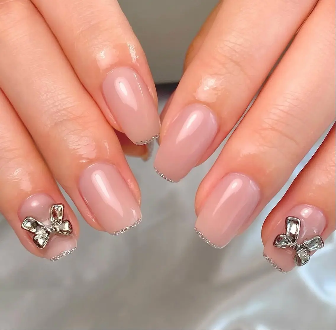 ネイル オフィスネイル 池袋　melt. Riri🎀のネイルデザイン