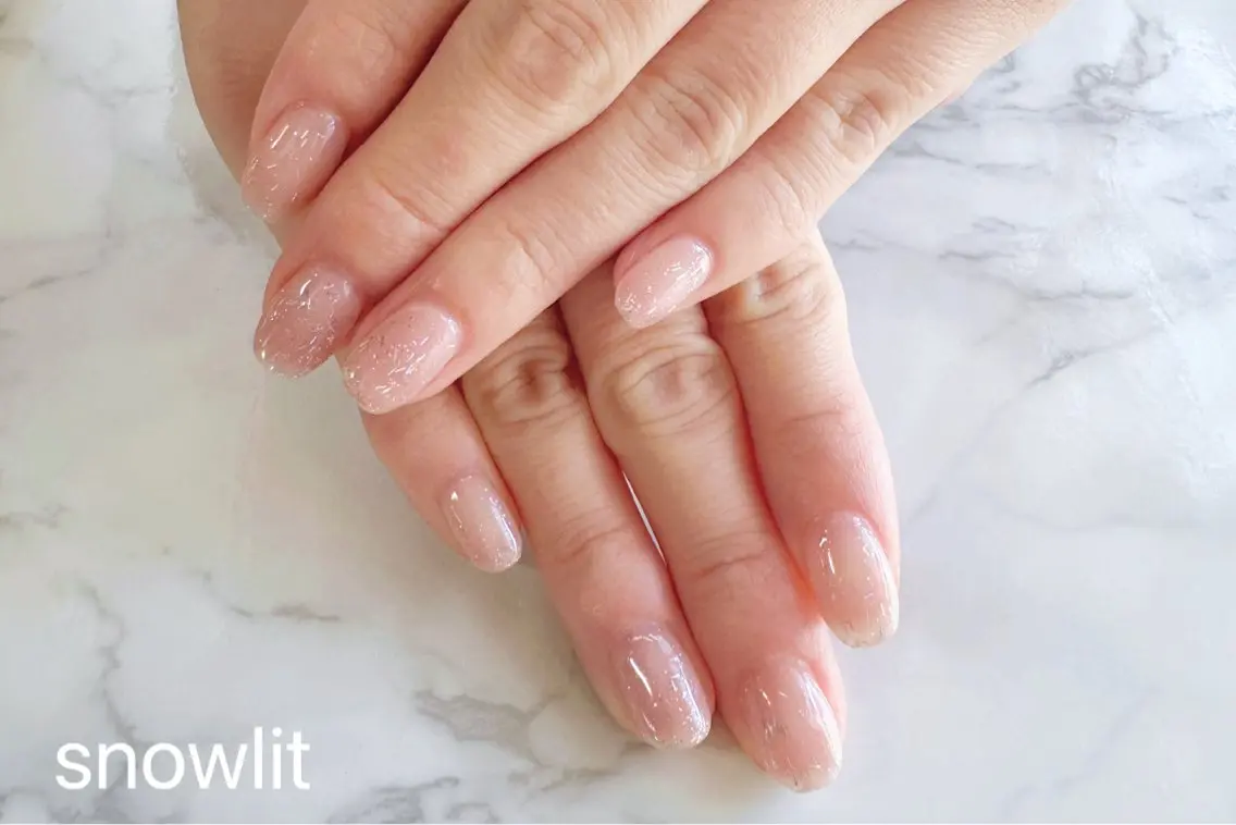ネイル ハンドネイル ハンドケア SNOW LITのネイルデザイン