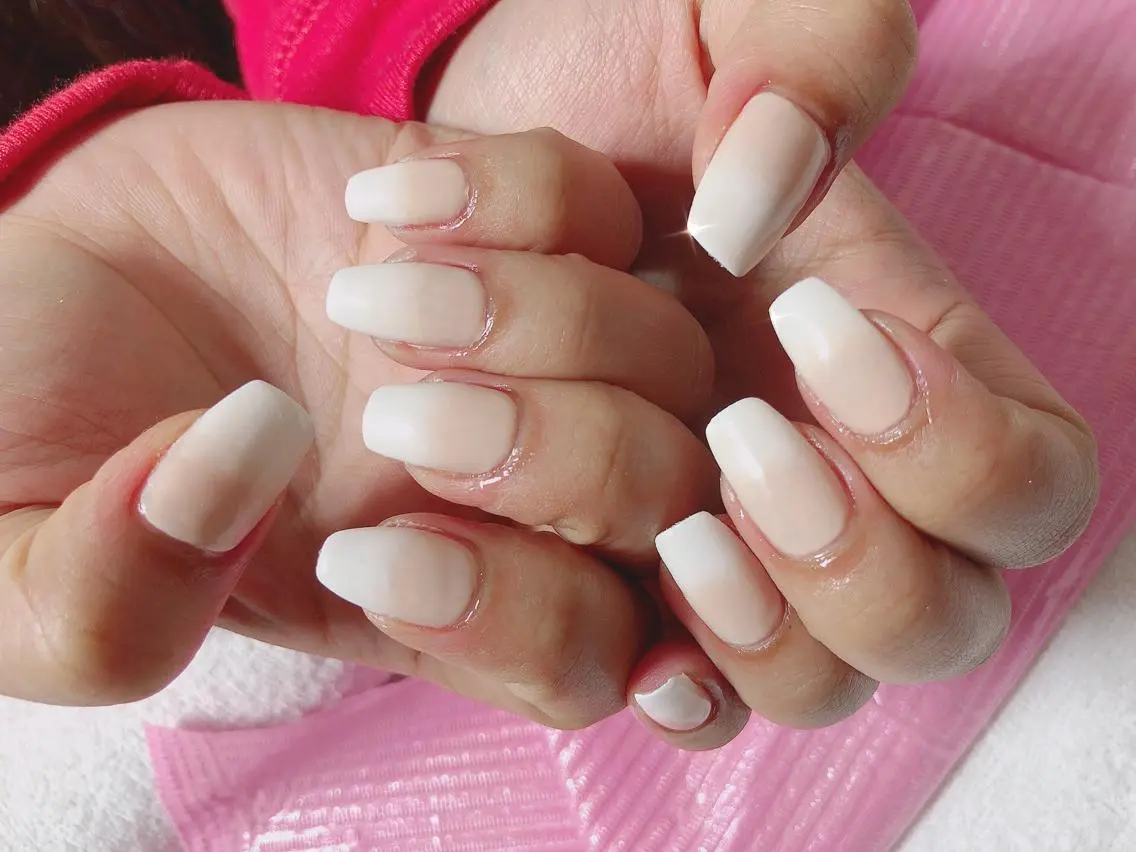ミディアム ネイル ハンドネイル 《LB》ラブリエ Nail&eyeのマツエク・マツパデザイン