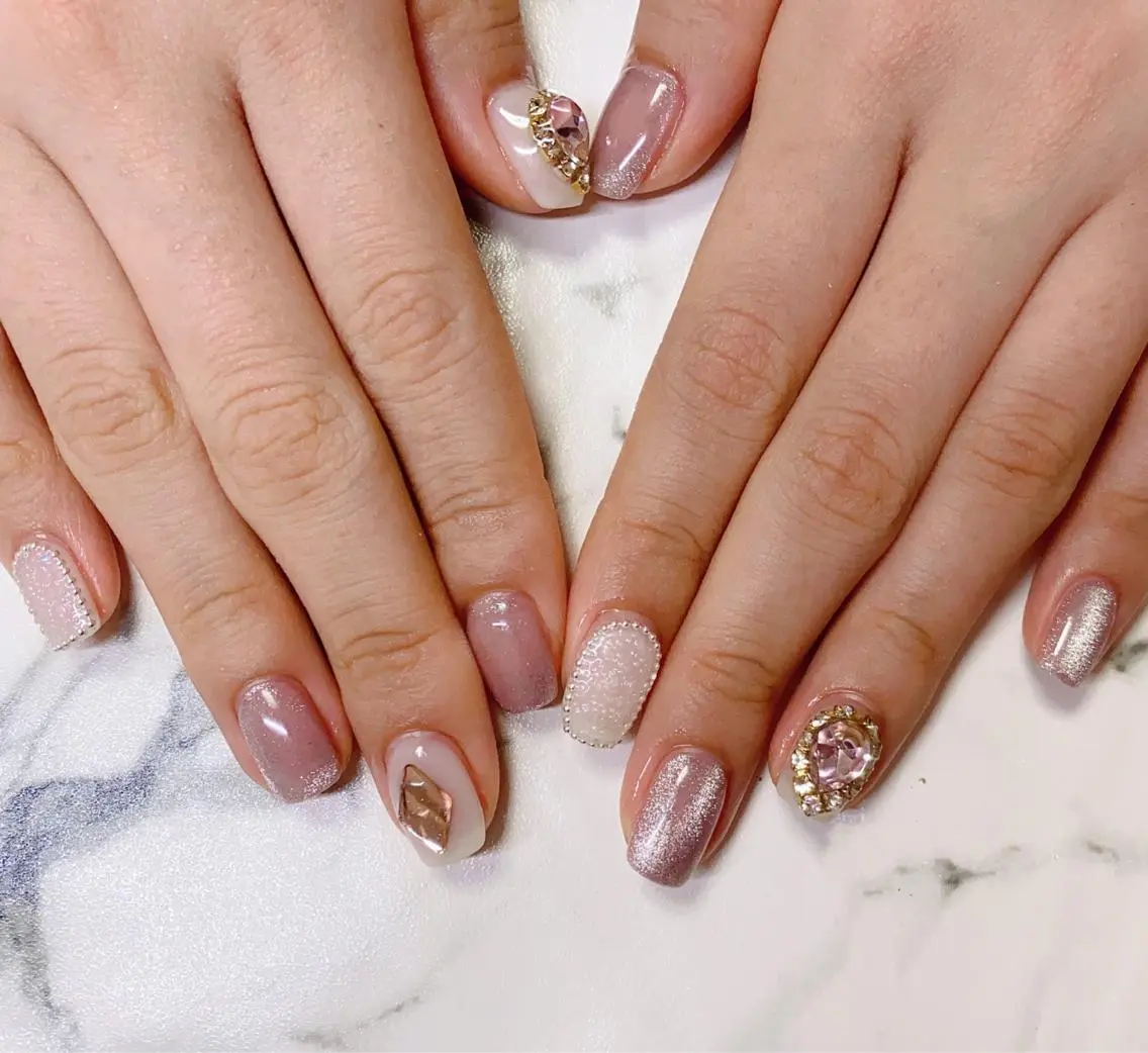 ロング カラー ネイル Q Free nailsのネイルデザイン