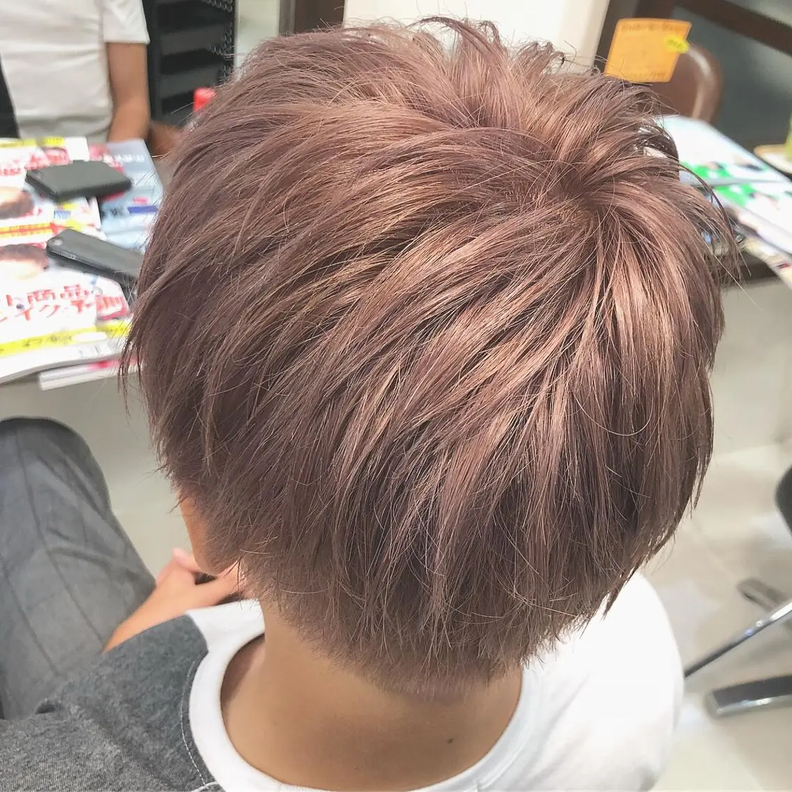 ショート カラー メンズ アッシュ ピンクカラー ピンクアッシュ N°+aero 🦔近藤 のぞみ🦔のヘアスタイル