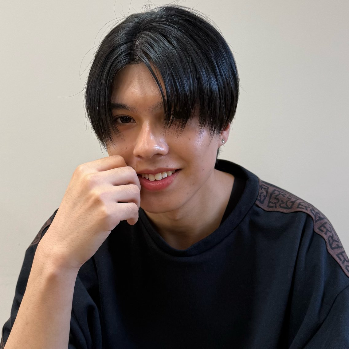 メンズ センターパート メンズ韓国風 マッシュ カット 縮毛矯正 トリートメント ヘッドスパ ヘアセット レイヤー/艶感カラー /メンズ/KOSEIのヘアスタイル