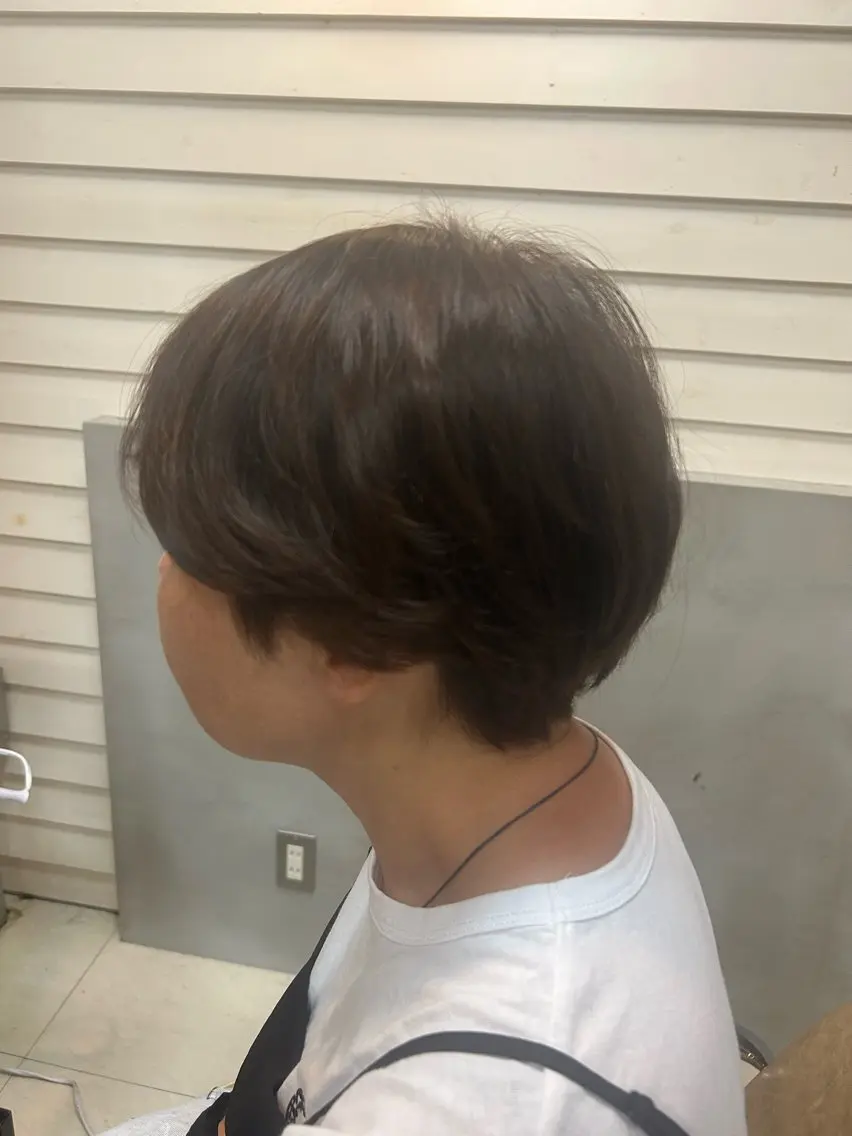 カラー 中野 通明のヘアスタイル