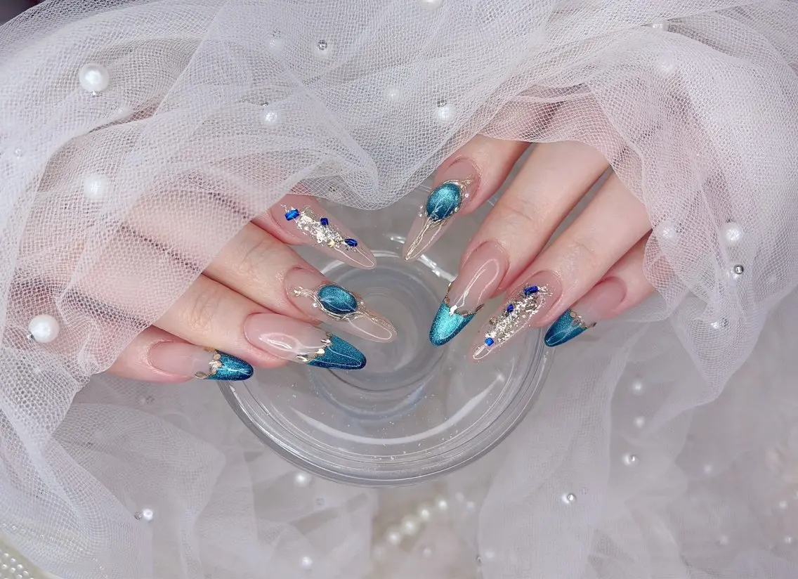 ネイル R salonのネイルデザイン