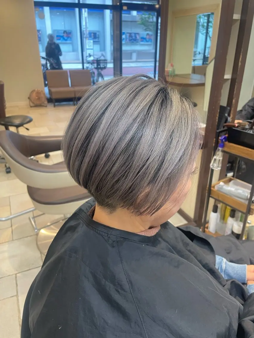 ショート カラー カット ヘアカラー トリートメント ハイトーン/ ケアカラー宮内萌のその他イメージ