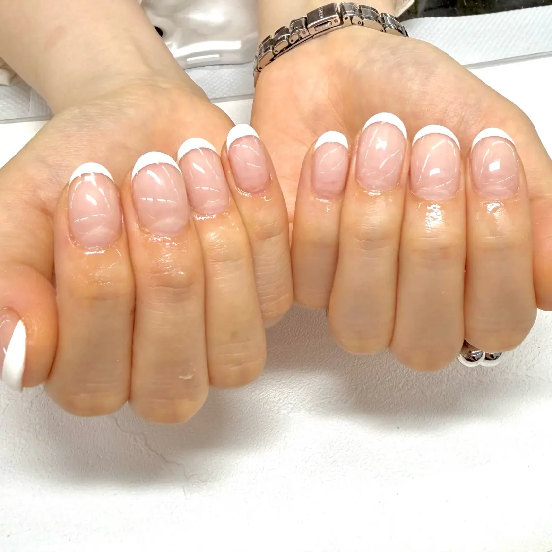 ネイル MAXKELLY正池 白フレンチ募集🕊️のネイルデザイン
