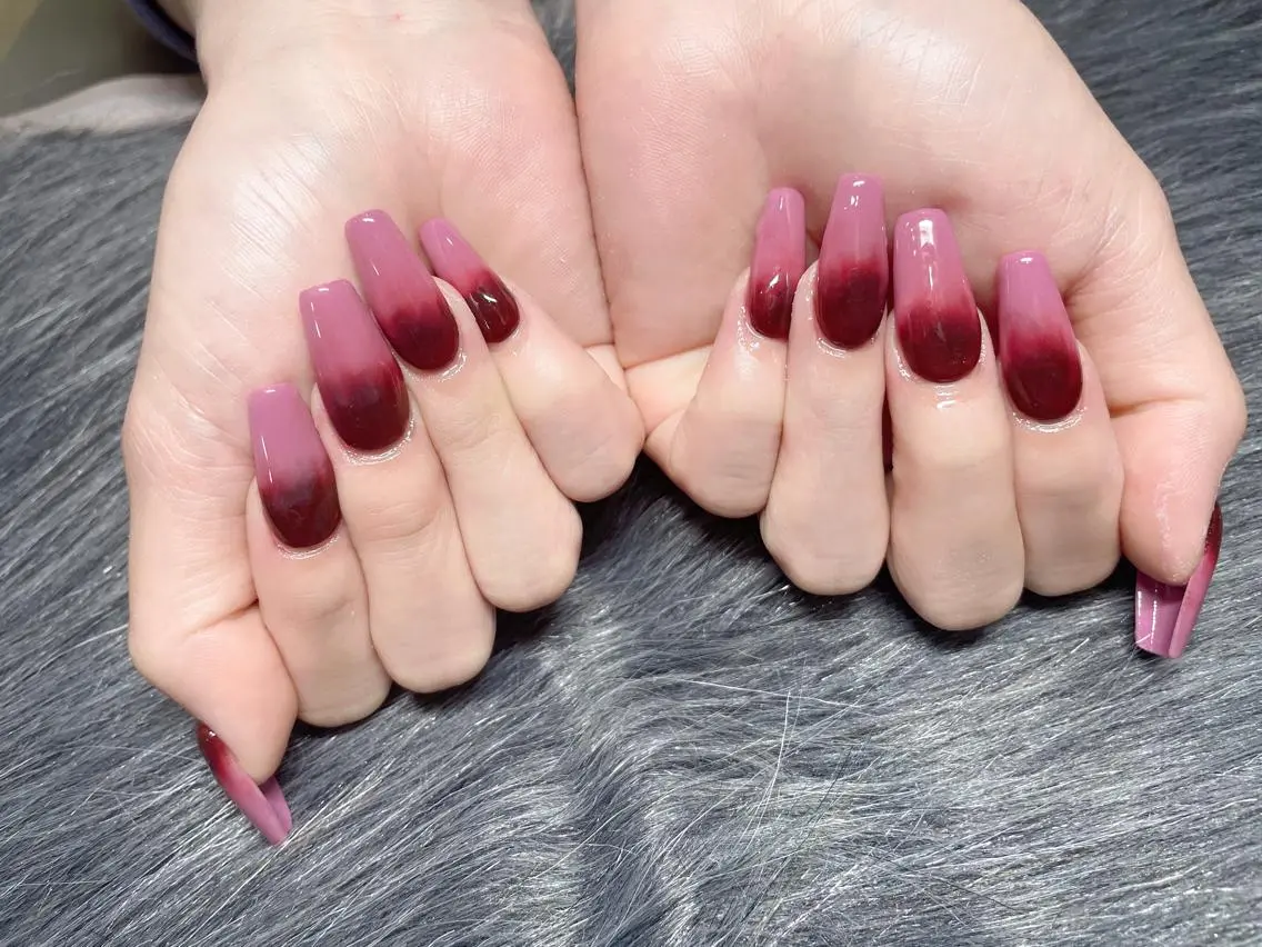 ミディアム ネイル 《LB》ラブリエ Nail&eyeのマツエク・マツパデザイン