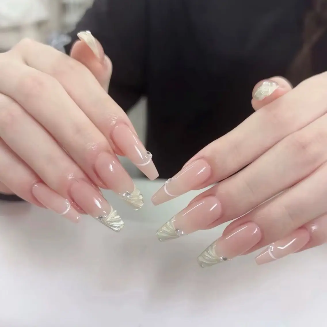 ネイル ハンドネイル Luna Gladeのネイルデザイン