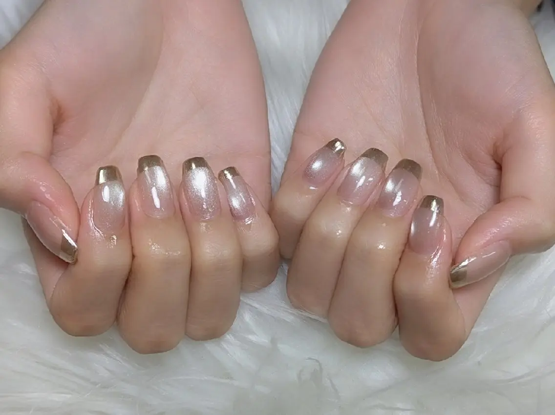 ネイル フレンチネイル マグネットネイル ミラーネイル ハンドネイル m&pPrivate nailsalonのネイルデザイン