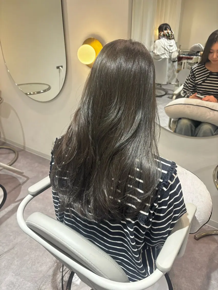 セミロング ヘアカラー トリートメント 美髪✨艶髪✨髪質改善 カラー特化❣️二宮遥のヘアスタイル