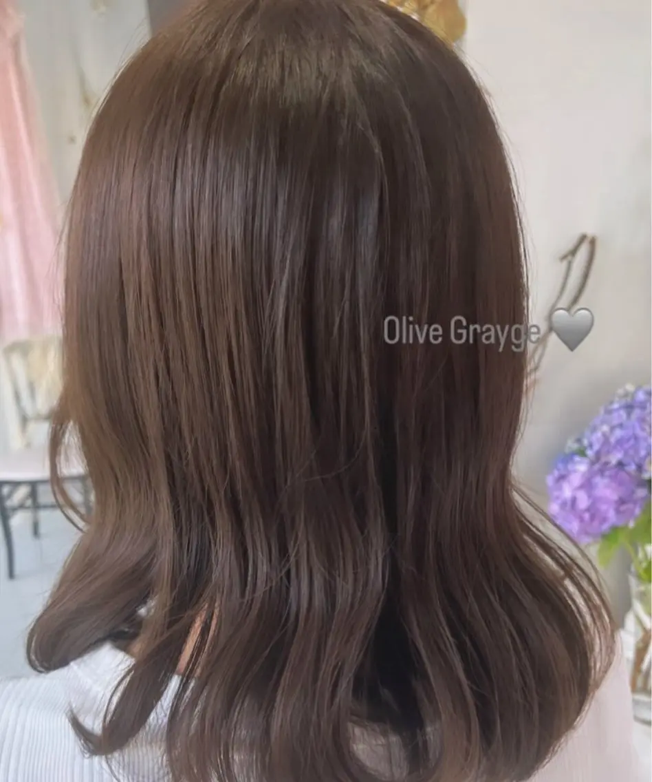 カラー yulf ユルフのヘアスタイル