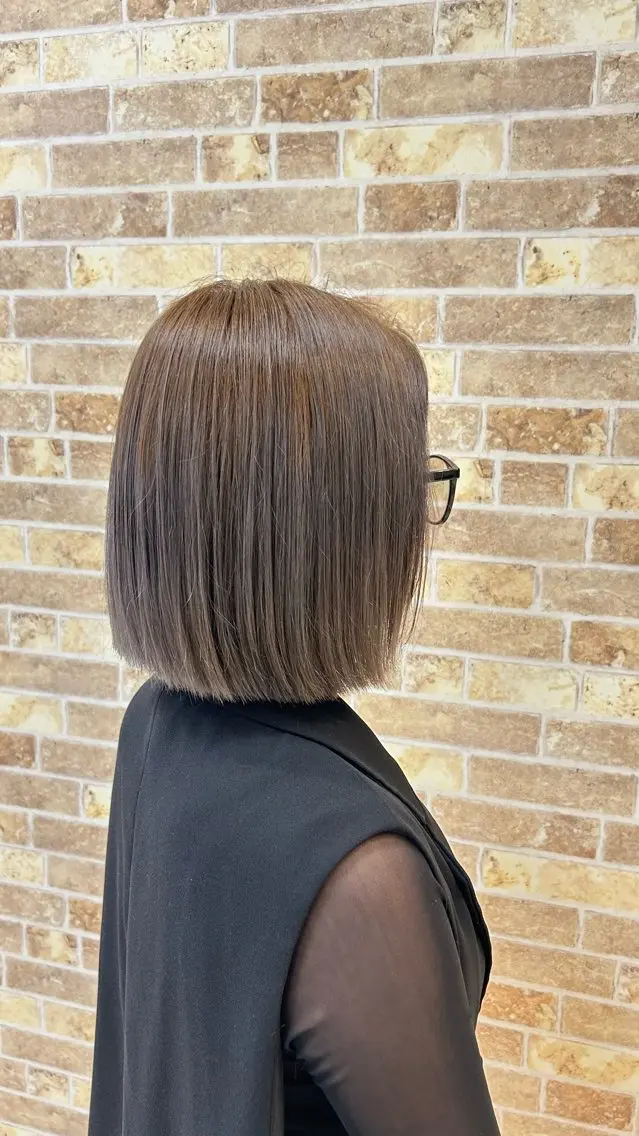 カラー 有村 実佑のヘアスタイル