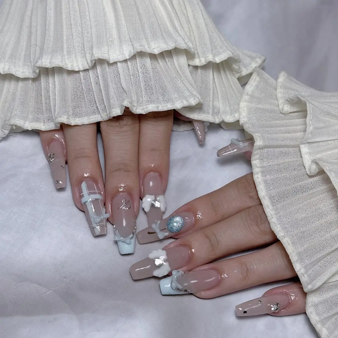 ネイル ハンドネイル 🩵Yun nail Salon 🩵のネイルデザイン