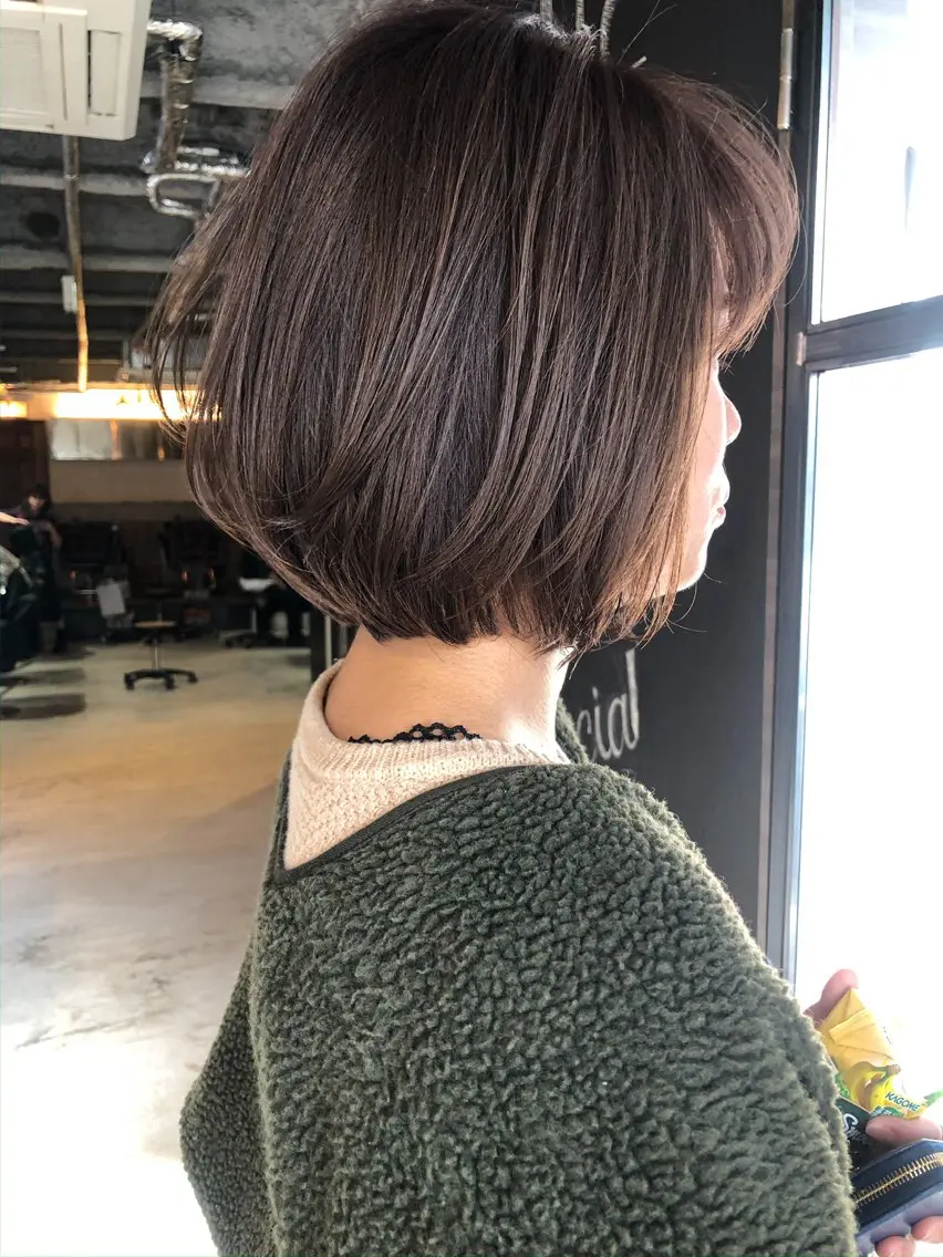ショート カラー ベージュカラー ショートヘア カット ヘアカラー トリートメント 俵 知広のヘアスタイル