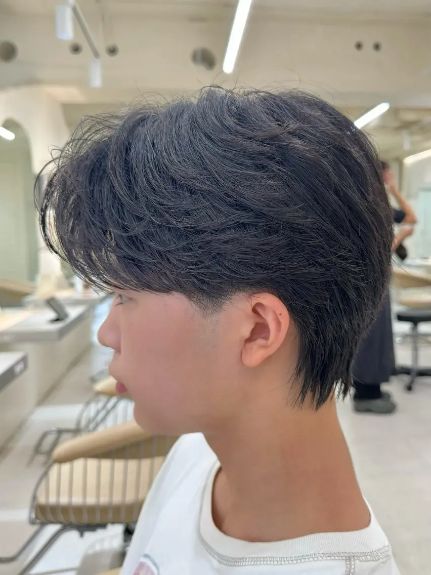ショート パーマ メンズ センターパート メンズパーマ ニュアンスパーマ 横浜/レイヤー/ カネコのヘアスタイル