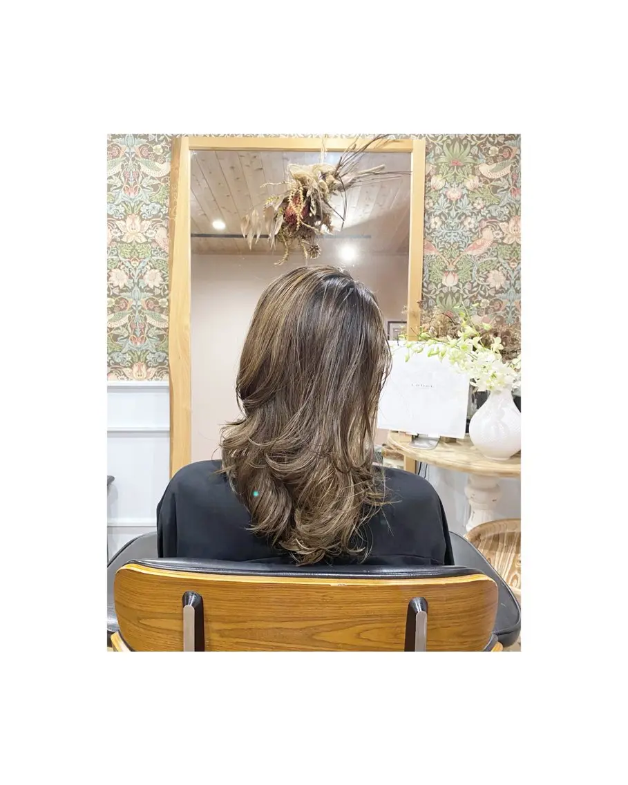 ロング カラー Asuka Mabuchiのヘアスタイル