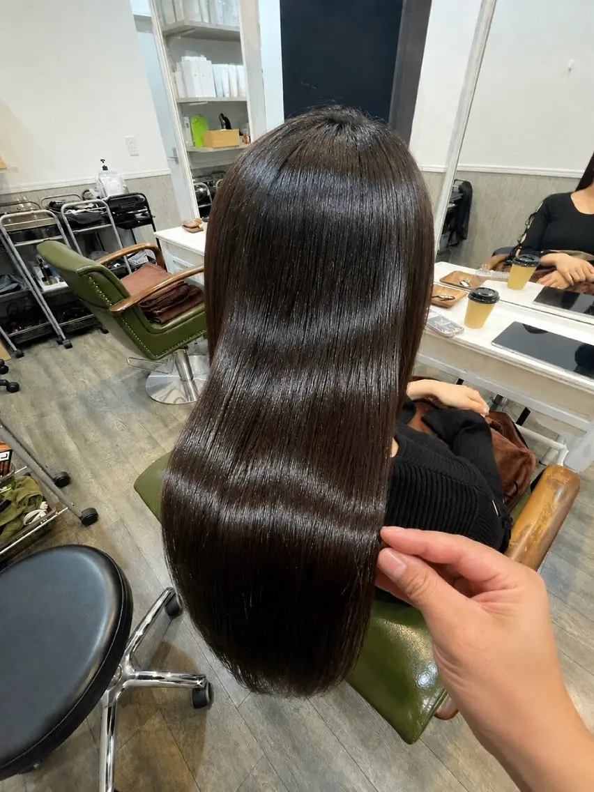 ロング 岩間 渉のヘアスタイル