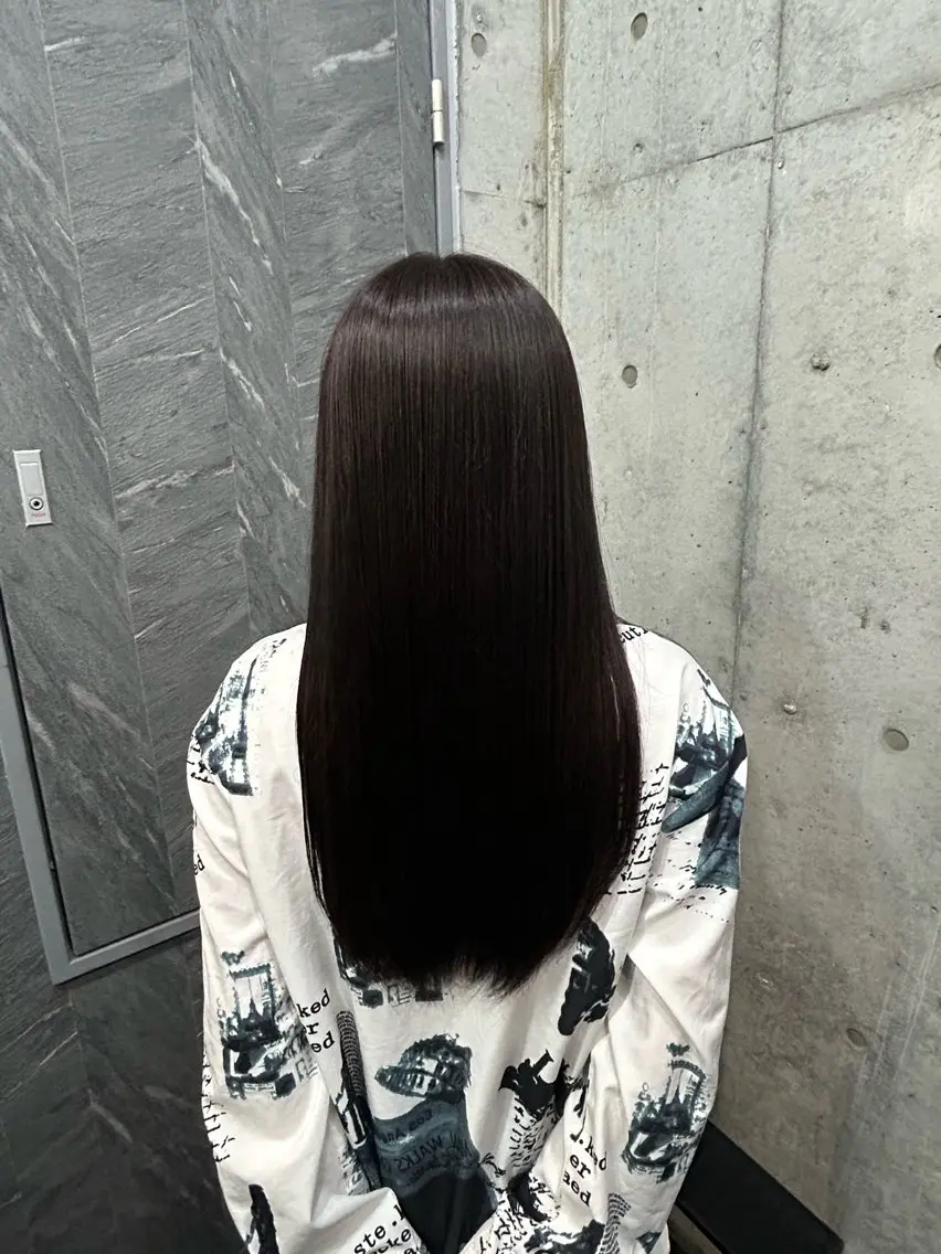 カラー ヘアカラー REINA Day&Nightのヘアスタイル