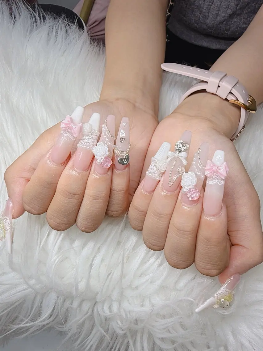 ネイル Lee Nailsのネイルデザイン