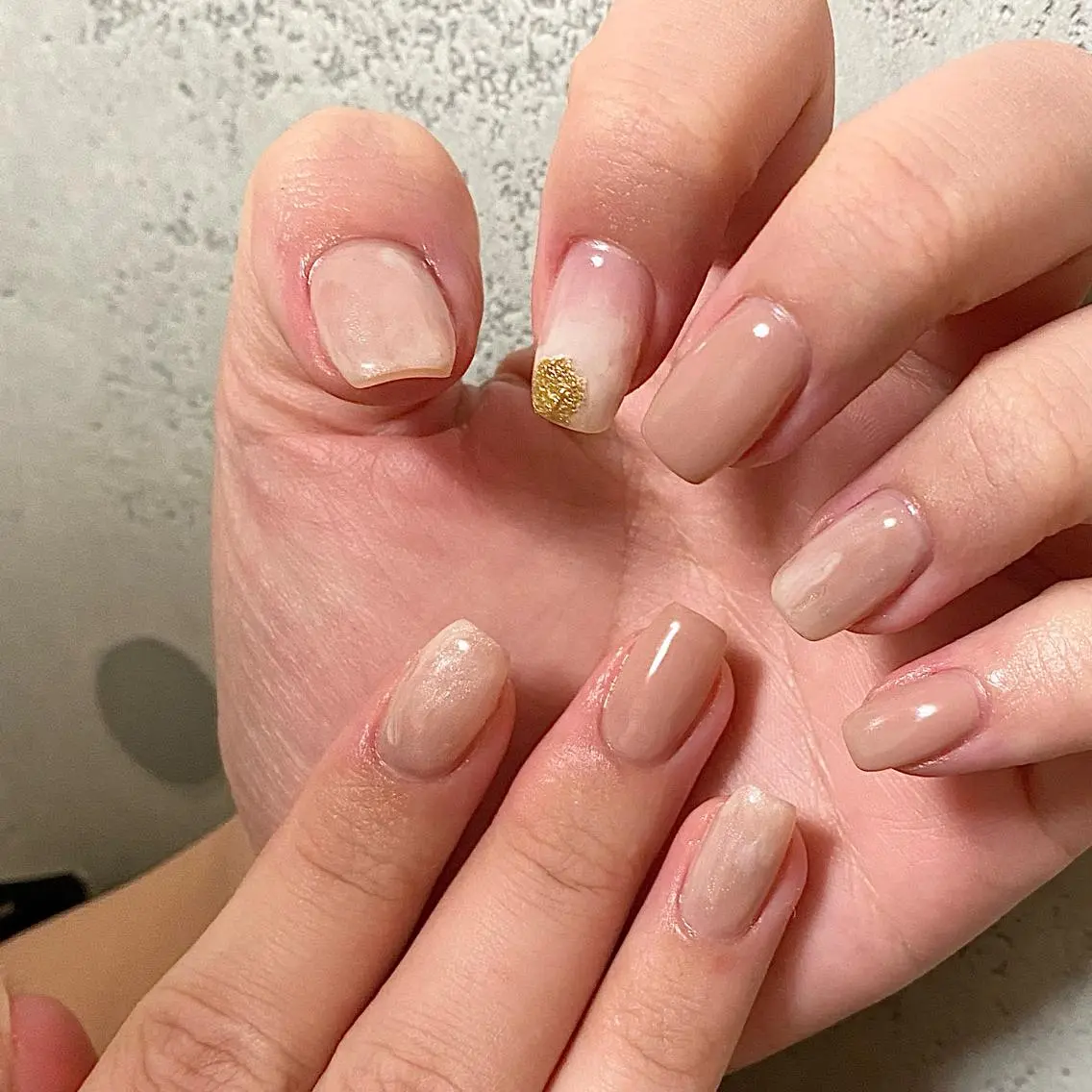 ネイル ニュアンスネイル ハンドネイル h.ours _のネイルデザイン
