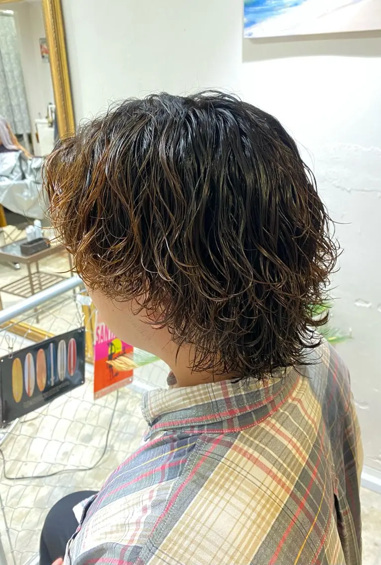 パーマ メンズ メンズパーマ メンズツイストパーマ 波巻きパーマ スパイラルパーマ ツイストパーマ カット パーマ トリートメント ヘアセット 🌴パーマオタク🌴 長谷川 諒佑🌈のヘアスタイル