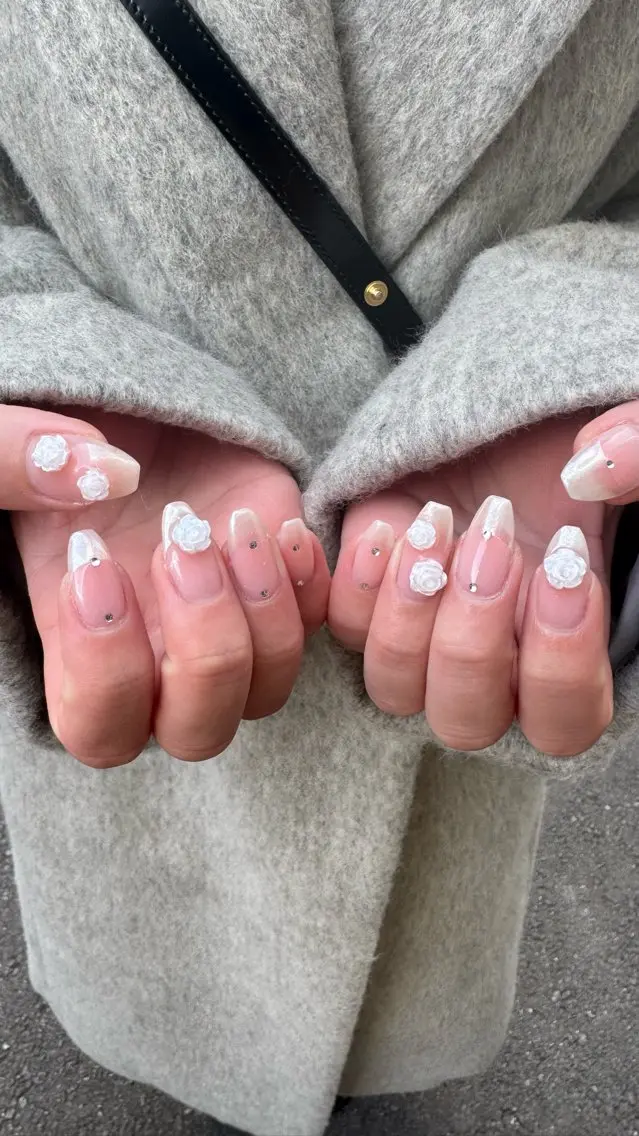 ネイル フラッシュネイル 韓国ネイル ラメ(グリッター) ラメグラデーション マグネットネイル ハンドネイル MH_ Nailのネイルデザイン