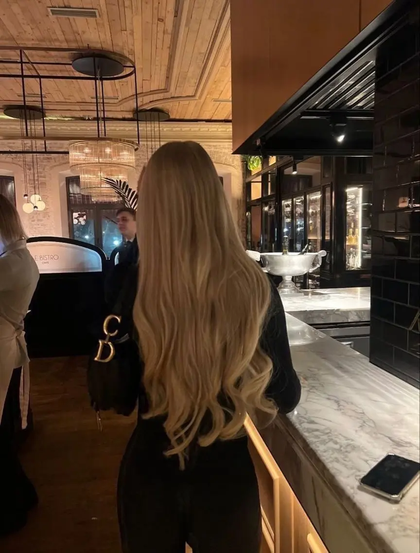 ロング カラー ヘアカラー トリートメント 透明感×艶カラー🤍 🌟YOSHIKIのヘアスタイル
