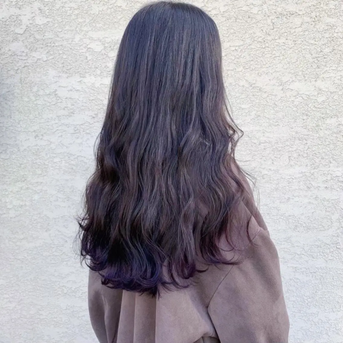 ロング カラー ヘアアレンジ バイオレットカラー 韓国風ヘア ヘアカラー トリートメント 韓国×髪質改善特化 💍maki💍のヘアスタイル