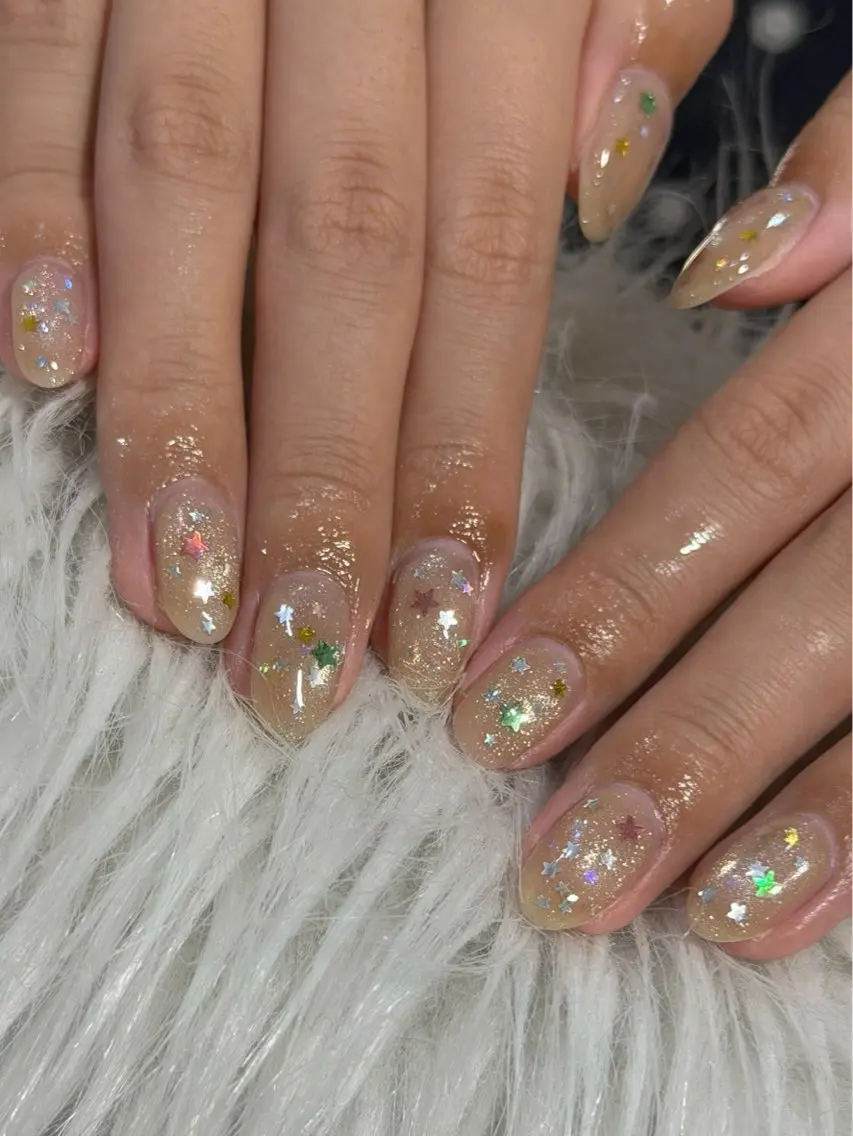 ネイル ハンドネイル フットネイル LAVISH sakiのネイルデザイン