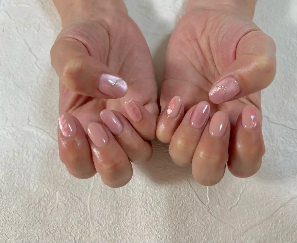 ネイル オーロラネイル フラワーネイル フットネイル フレンチネイル ジェルネイル ハンドネイル kiki nail たまプラーザのネイルデザイン