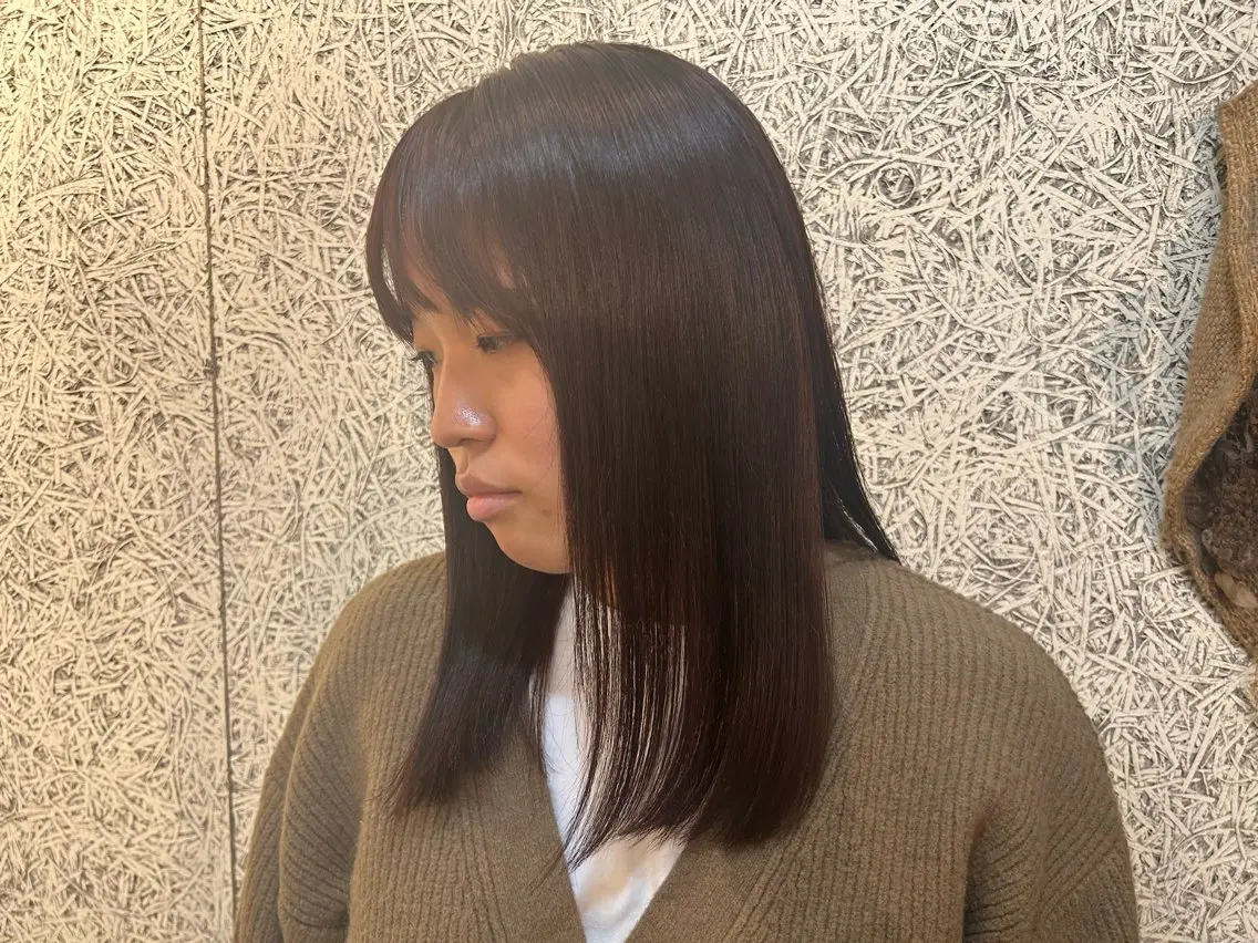 セミロング カラー 藤田 衣子のヘアスタイル
