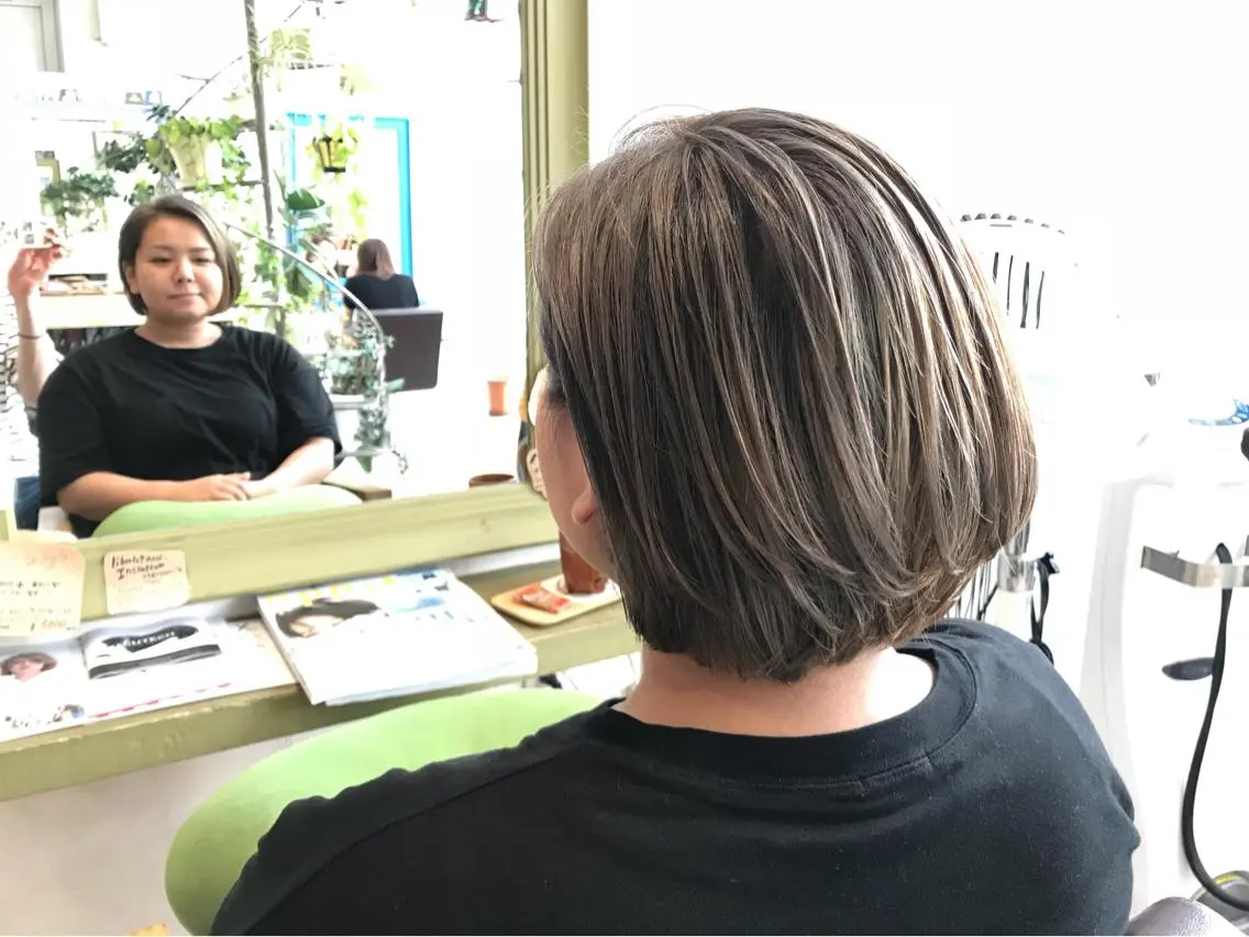 ショート カラー ブリーチ グレージュ メンズ指名多数!! 田島史也のヘアスタイル