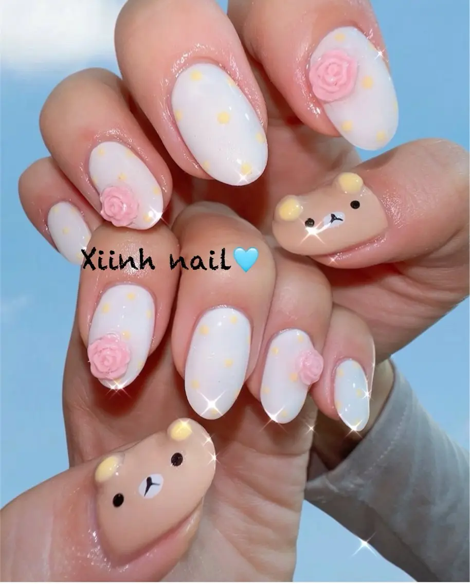 ネイル チークネイル 桜ネイル フットネイル フレンチネイル ジェルネイル ハンドネイル XIINH NAIL SALONのネイルデザイン