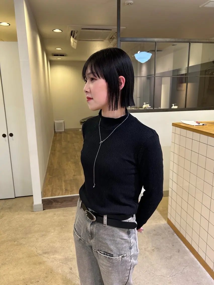 ショート 透明感カラー レイヤーカット りなのヘアスタイル
