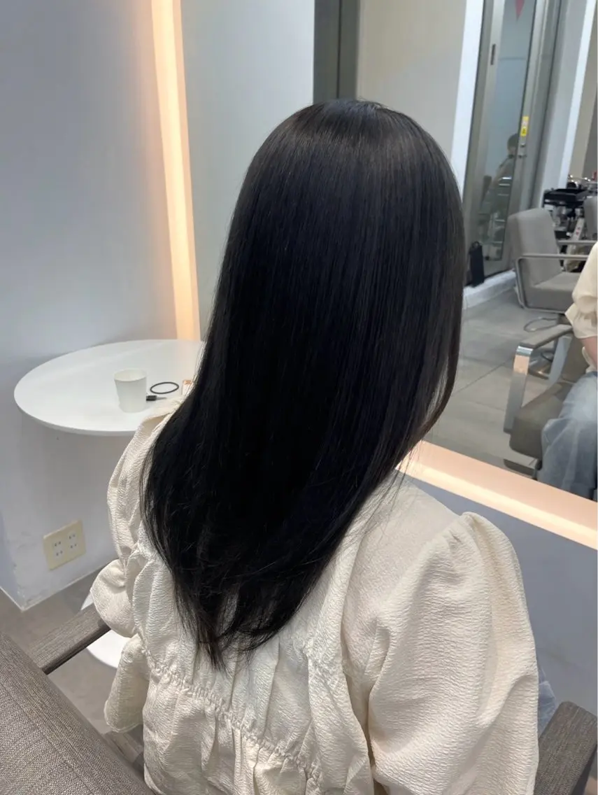 カラー 黒髪 透明感カラー ハイトーンカラー 透明感カラー🩰 yukiのヘアスタイル