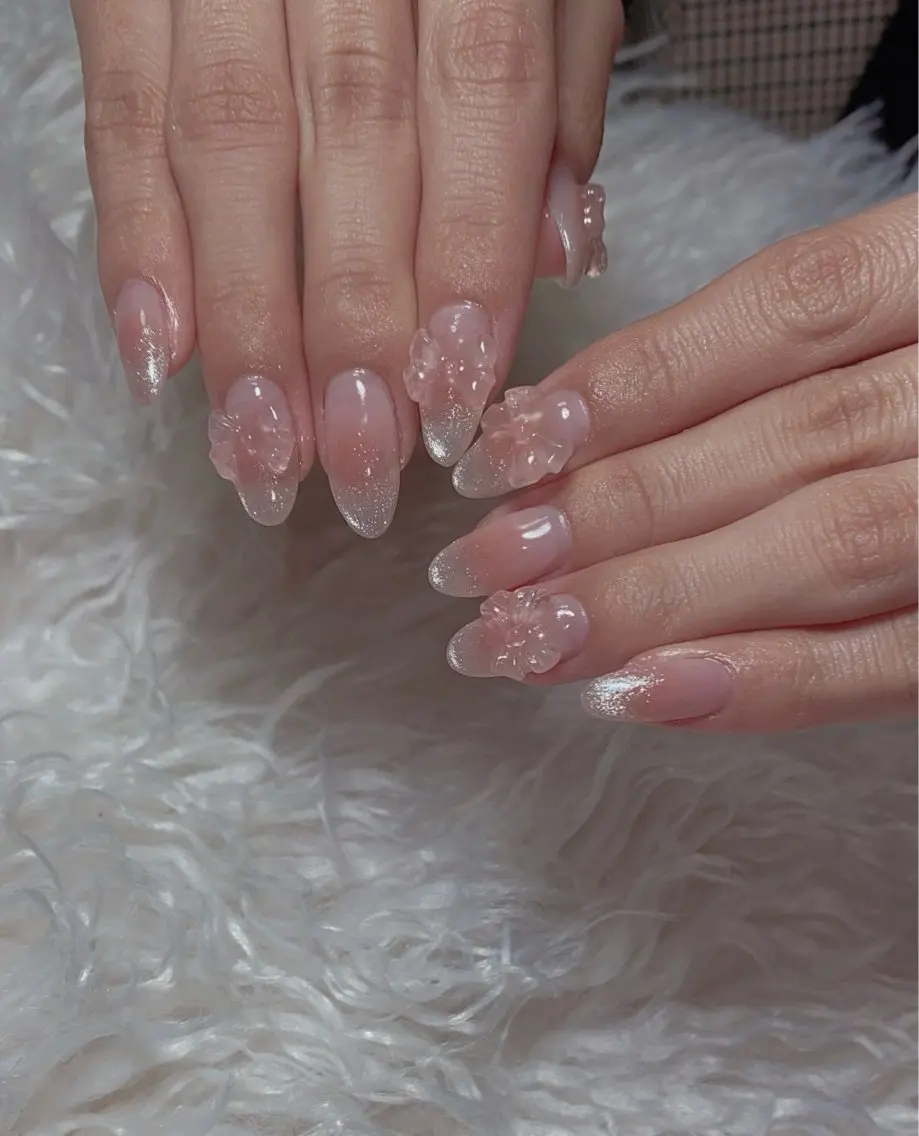 ネイル ハンドネイル n o q r m. n a c h iのネイルデザイン