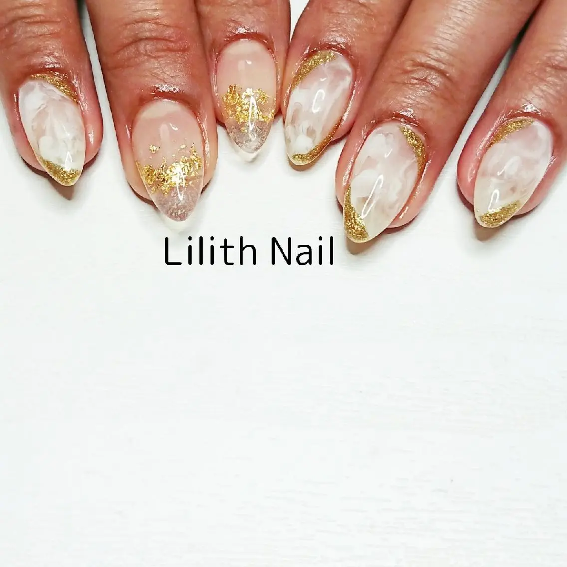 ネイル クリアネイル ホワイト ハンドネイル Lilith Nailのネイルデザイン