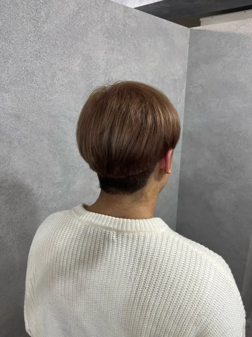 ショート カラー パーマ ヘアアレンジ メンズ メンズブリーチ ダウンパーマ メンズハイライト メンズインナーカラー メンズ韓国風 曲がる縮毛矯正特化 亮輔【江坂駅すぐ】のヘアスタイル