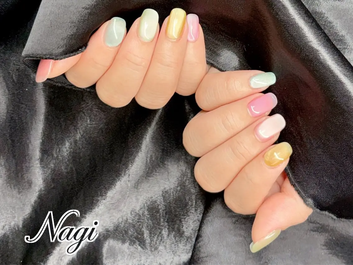ネイル 氷ネイル・うるうるネイル マグネットネイル Nagi Nail 本山のネイルデザイン