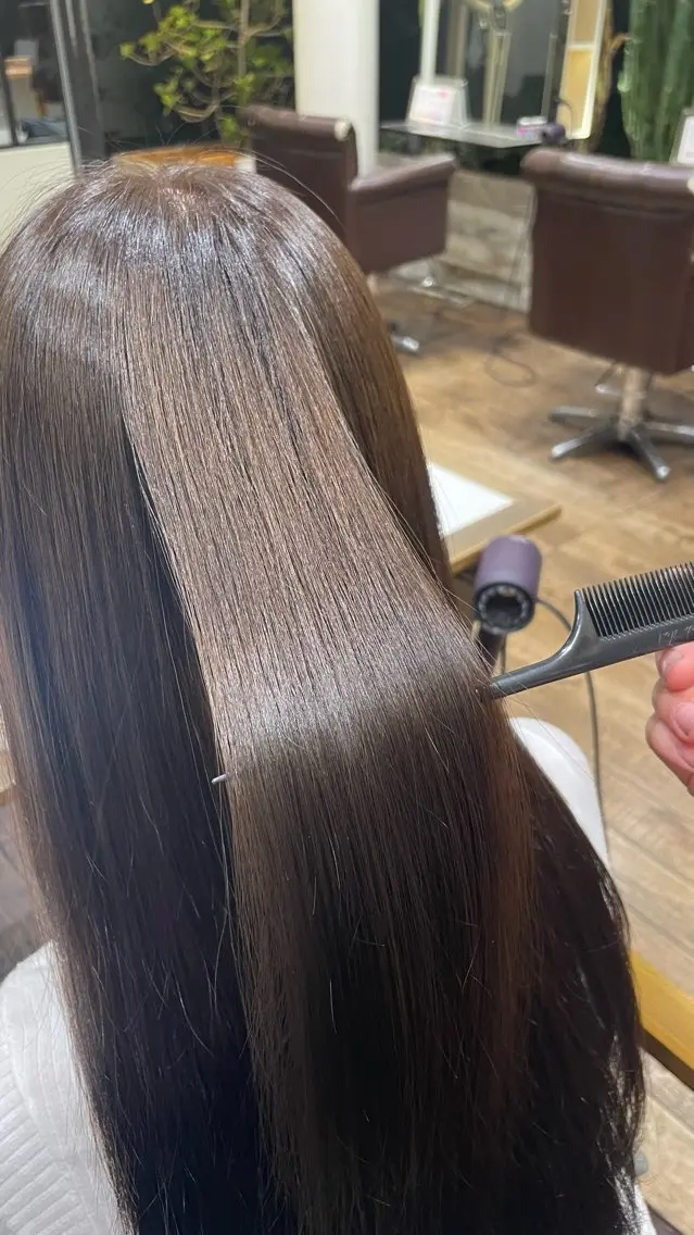 ロング いさと🩵ᩚ 表参道美容室のヘアスタイル