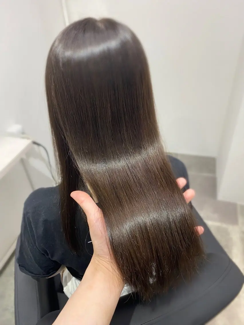ロング 縮毛矯正 酸性ストレート YUZU🎀顔まわり ×レイヤーカットのヘアスタイル