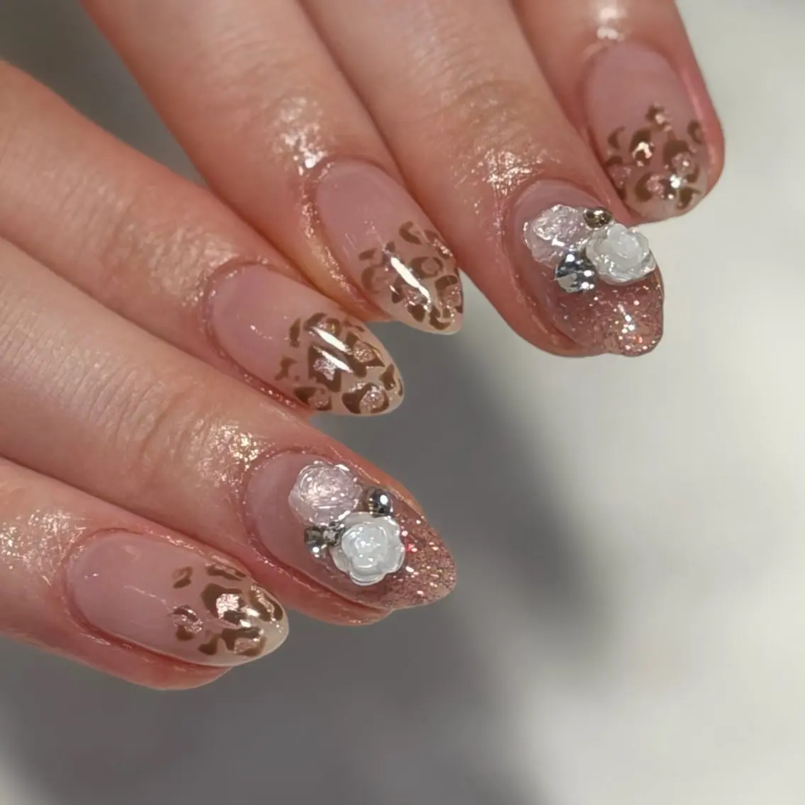 ネイル アートネイル yume 🎀大人ガーリー🎀のネイルデザイン