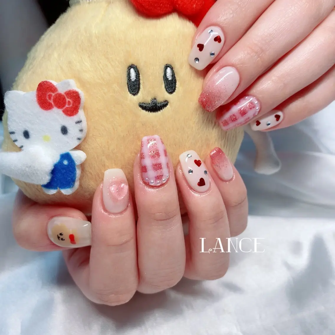 ネイル オーロラネイル ブルー フットネイル フレンチネイル ハート ハンドネイル Lance nailのネイルデザイン