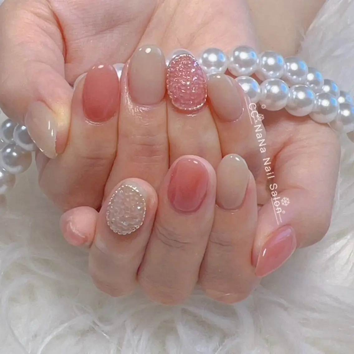 ネイル チークネイル フラッシュネイル ハート キラキラネイル 韓国ネイル ハンドネイル 💎CC・NaNa 韓国風ネイル🌙Cのネイルデザイン
