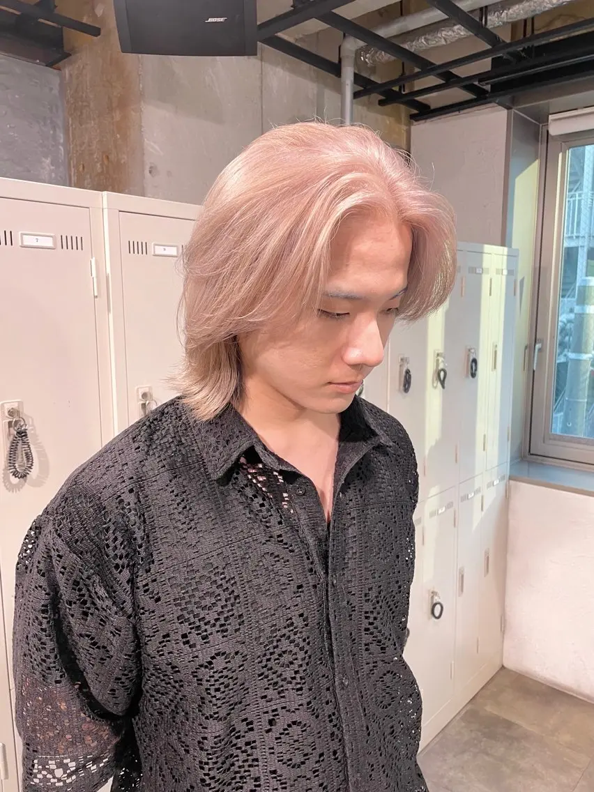 ショート カラー パーマ ヘアアレンジ メンズ メンズブリーチ ブリーチ ケアブリーチ 透明感カラー・レイヤ ー🎀amika🎀のヘアスタイル