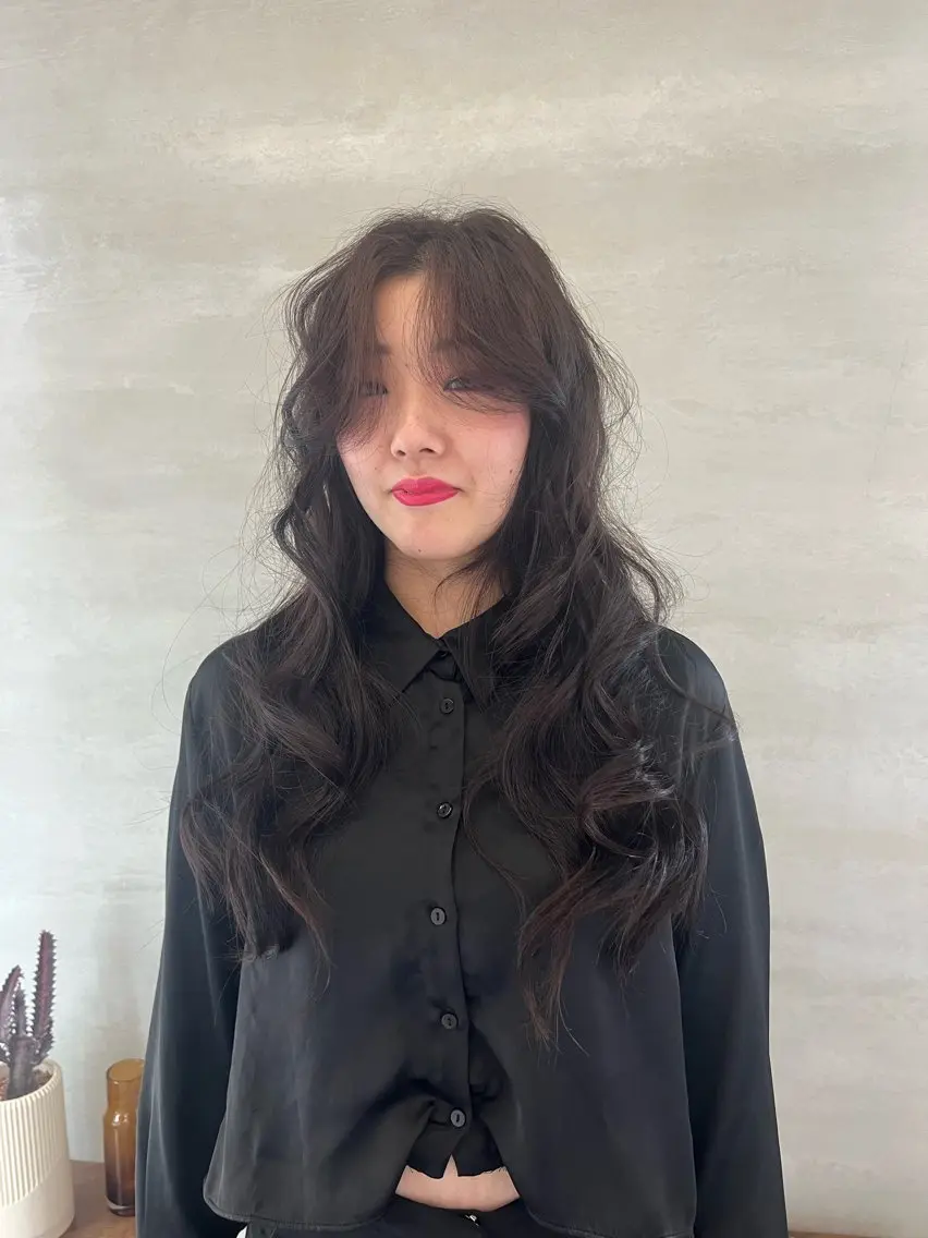 ロング カラー カット ヘアカラー サカモト ナオミのヘアスタイル