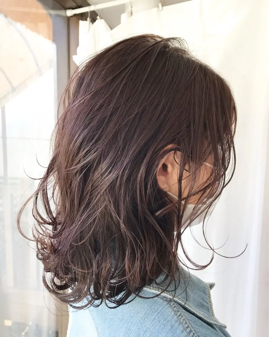 ミディアム レイヤーカット 山本 孝行のヘアスタイル
